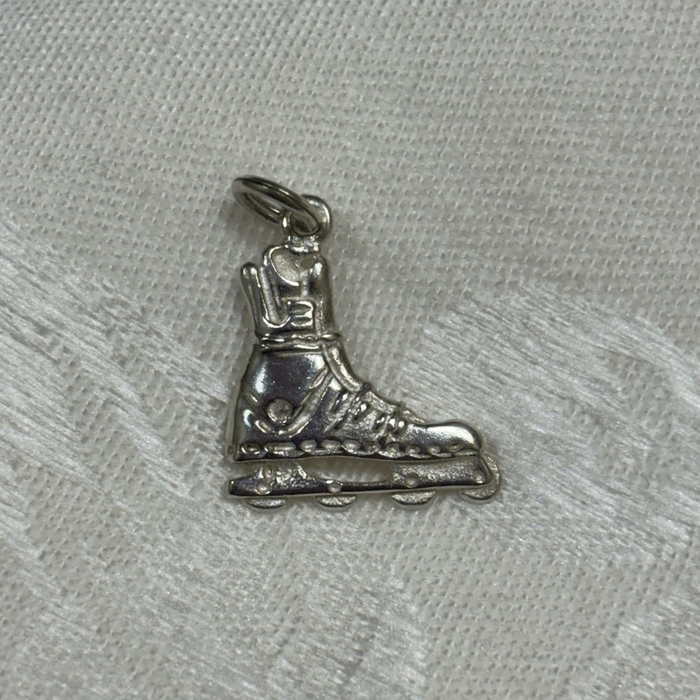 Vtg Sterling Silver Roller Skate / Roller Blade Charm